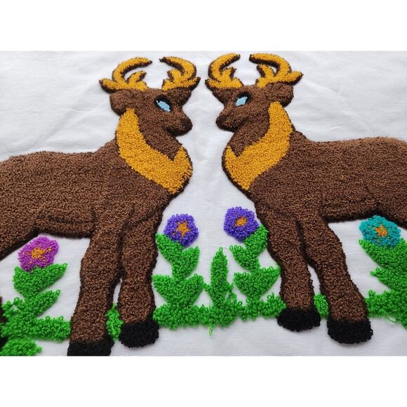 PILLOW COVERS-Crewel Stitch-Handmade-Reindeer-White Background16"x26"-Set of 2 - Picture 7 of 13